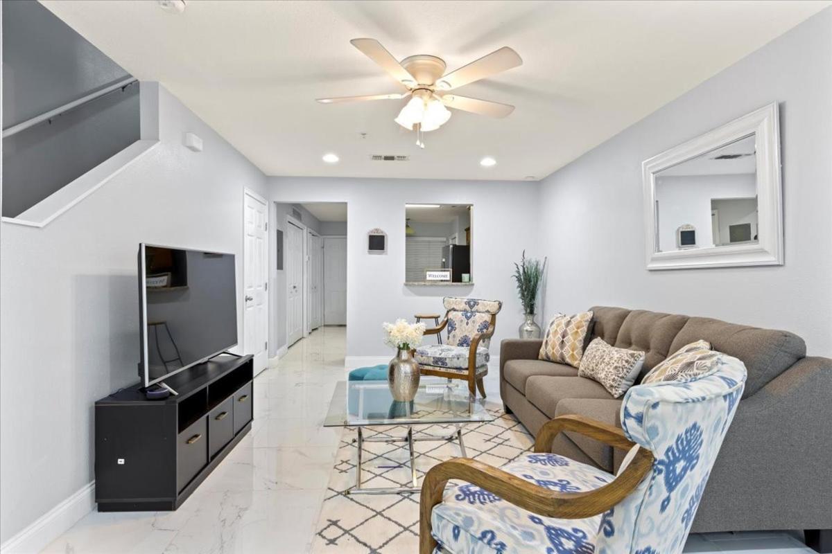 King Bed Cozy Townhouse 10 Min From Uf Villa Gainesville Exterior photo